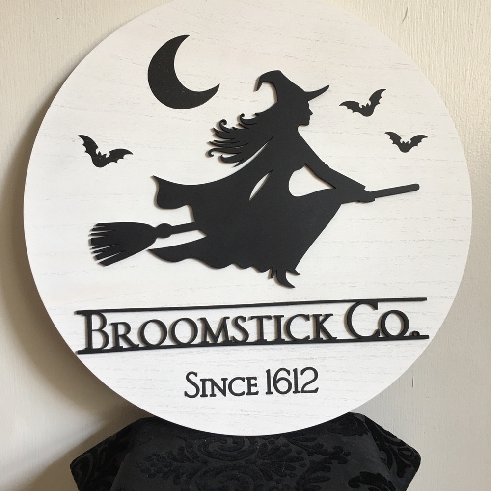 Halloween Witch wooden sign - Picture 2 of 7